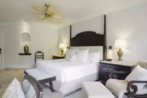 Luxury Rooms at Royal Hideaway Playacar Resort 